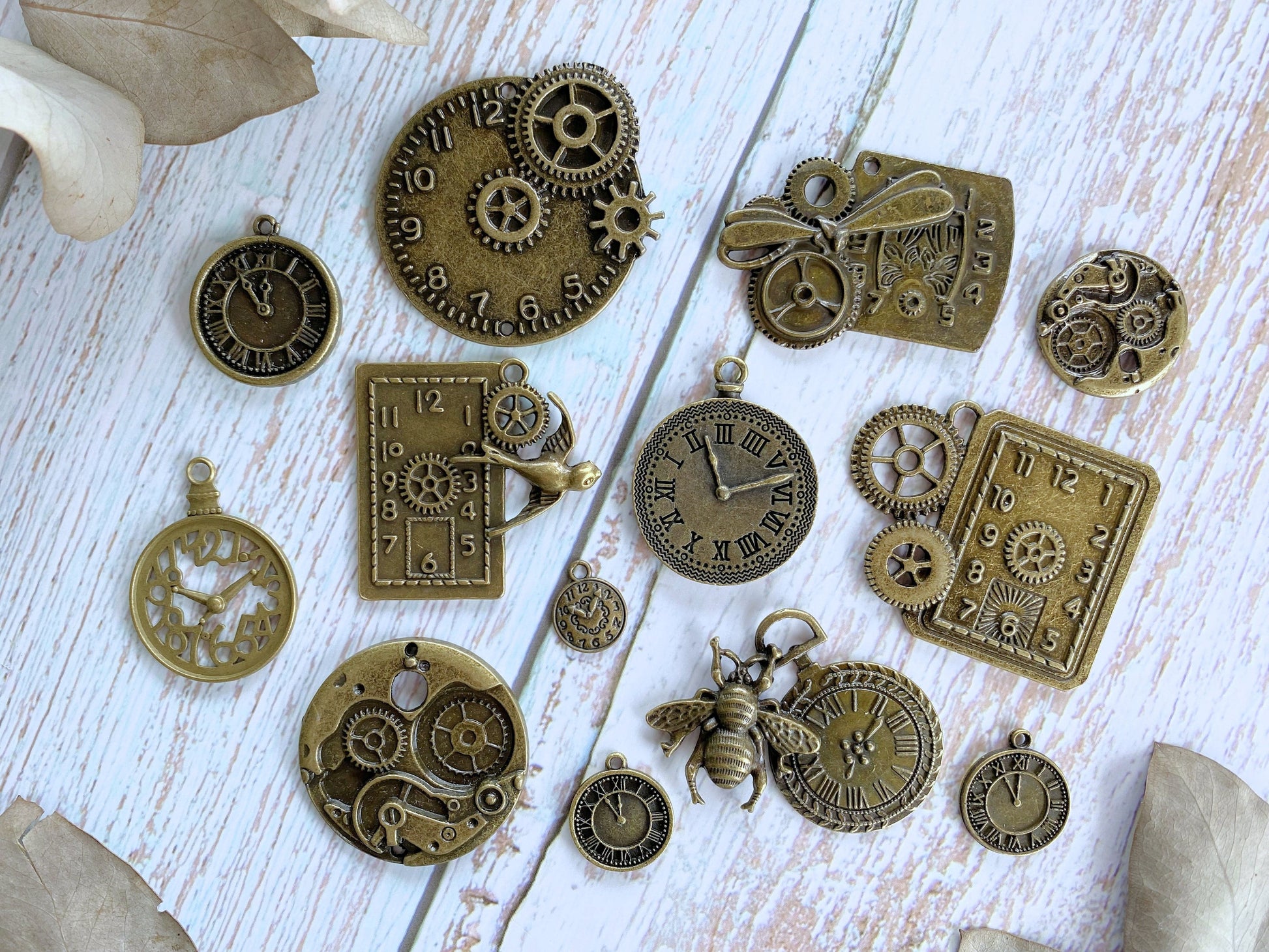 Steampunk Clock & Gears Pendant – Curious Things