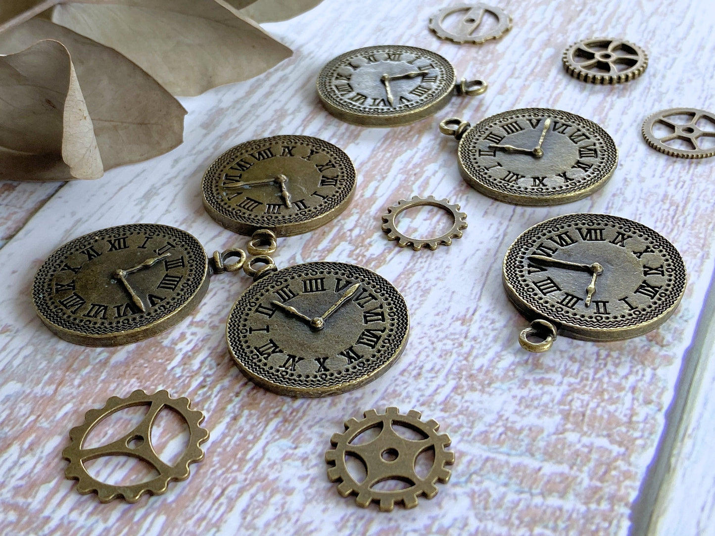 Charm Pendant Clock Embellishment for Scrapbook Pages Vialysa