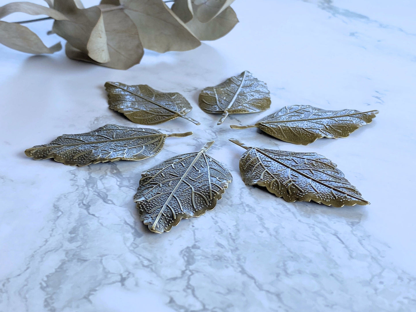Filigree 2pcs Leaf Shape Findings Metal Embellishing Vialysa
