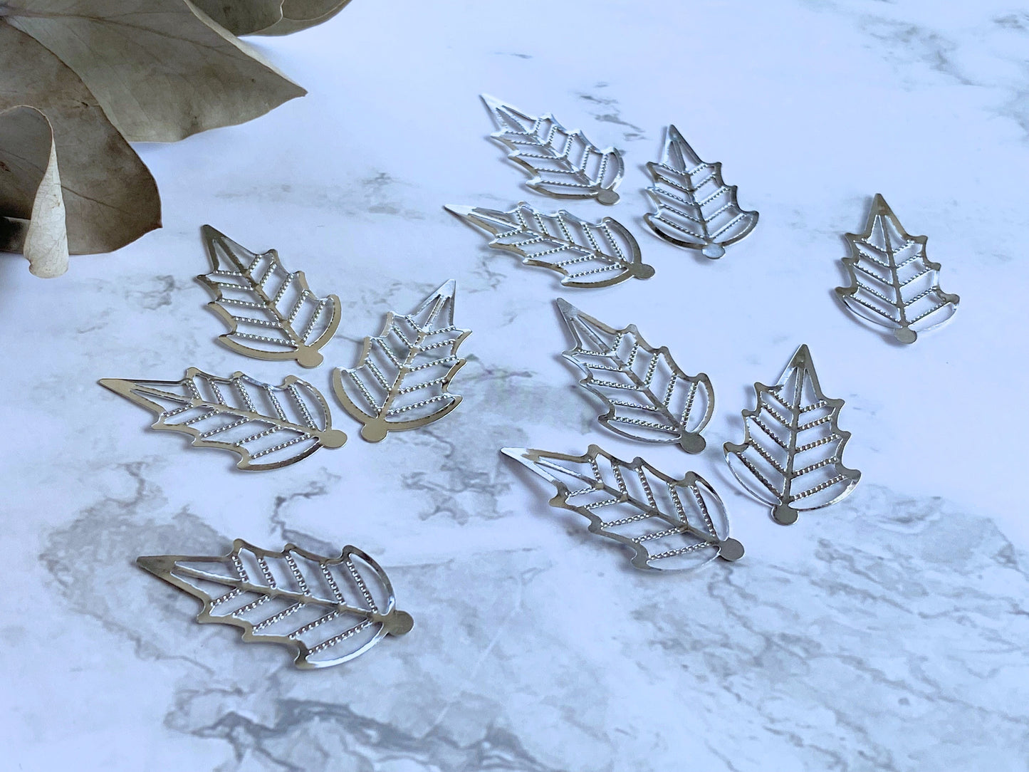 Filigree 8pcs Metal Filigree Leaf Stamping Patterns Vialysa
